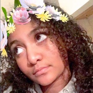 Meet your Posher, Jasmine