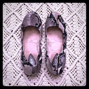 Bloch Italian leather snakeskin flats sz 37.5