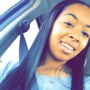 Meet your Posher, Priscilla