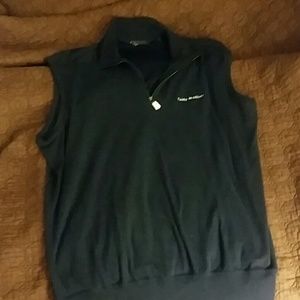 Polo golf vest never worn polo golf is the brand