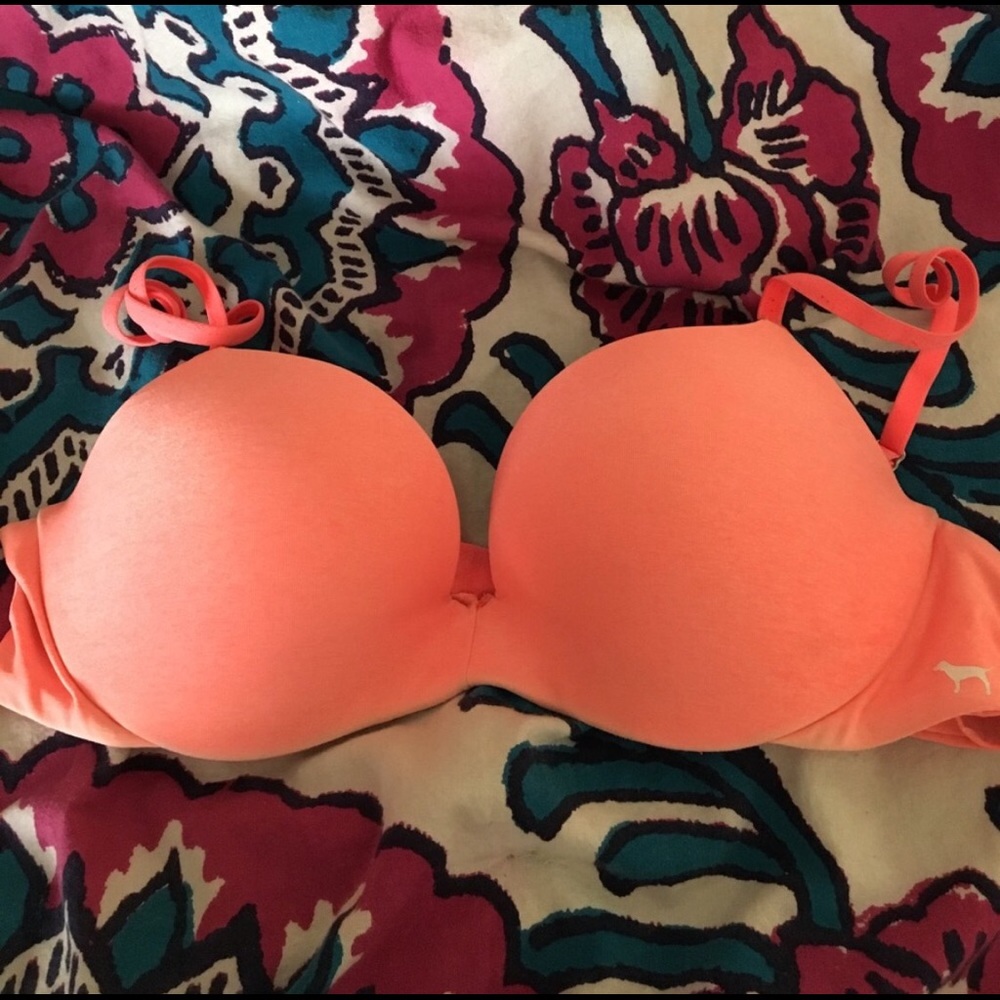 Victoria Secret Pink Push Up Bra 36B