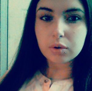 Meet your Posher, Brittney