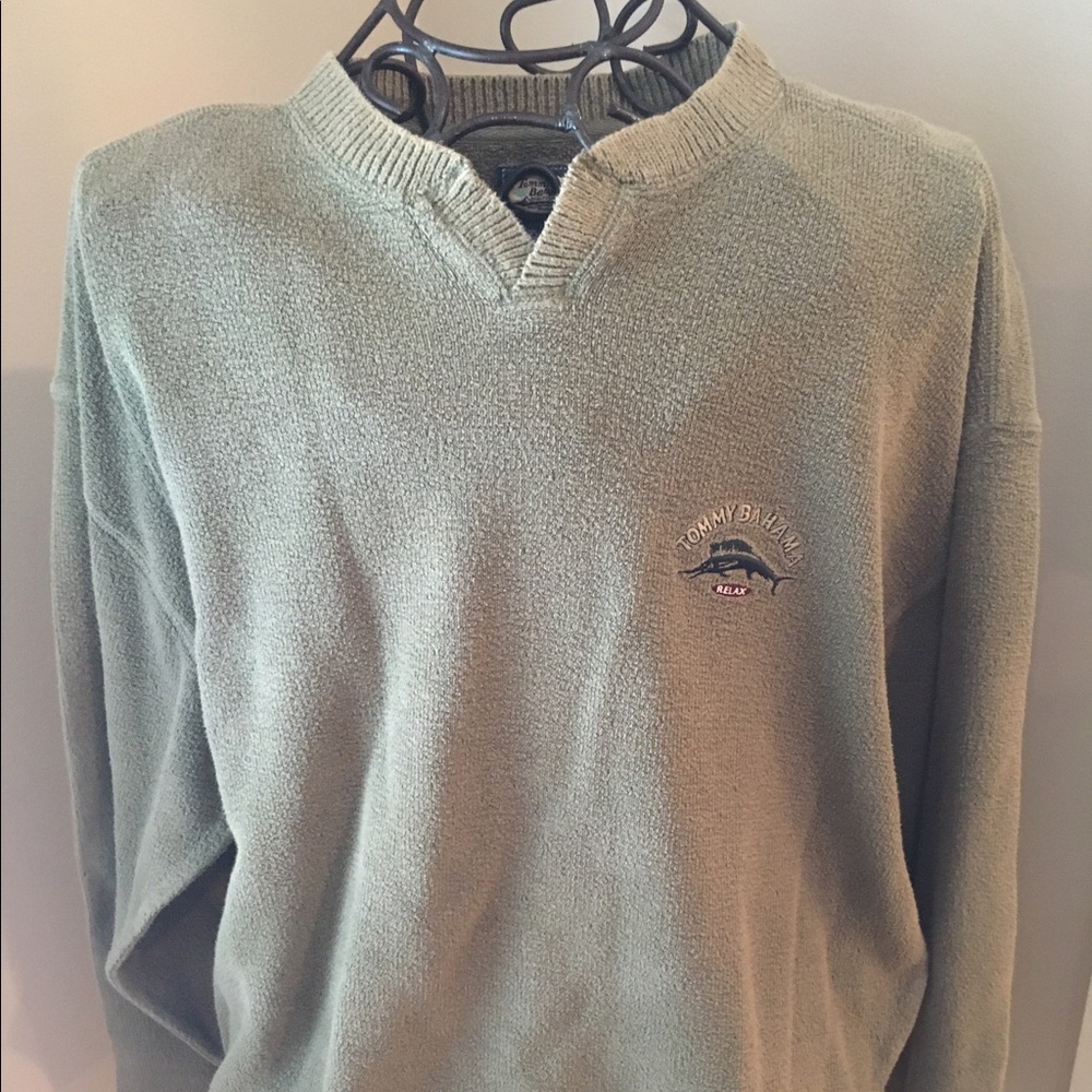 Mens L Olive green Tommy Bahama relax sweatshirt