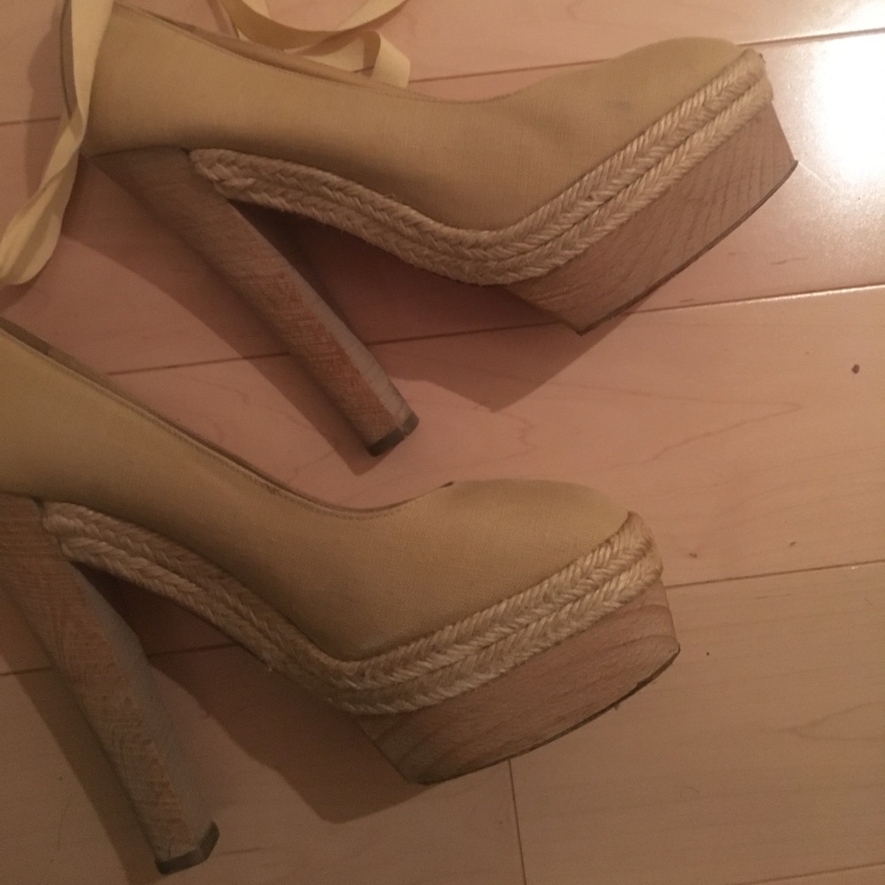 AUTHENTIC LOUBOUTIN PLATFORM HEEL ESPADRILLES 39 9