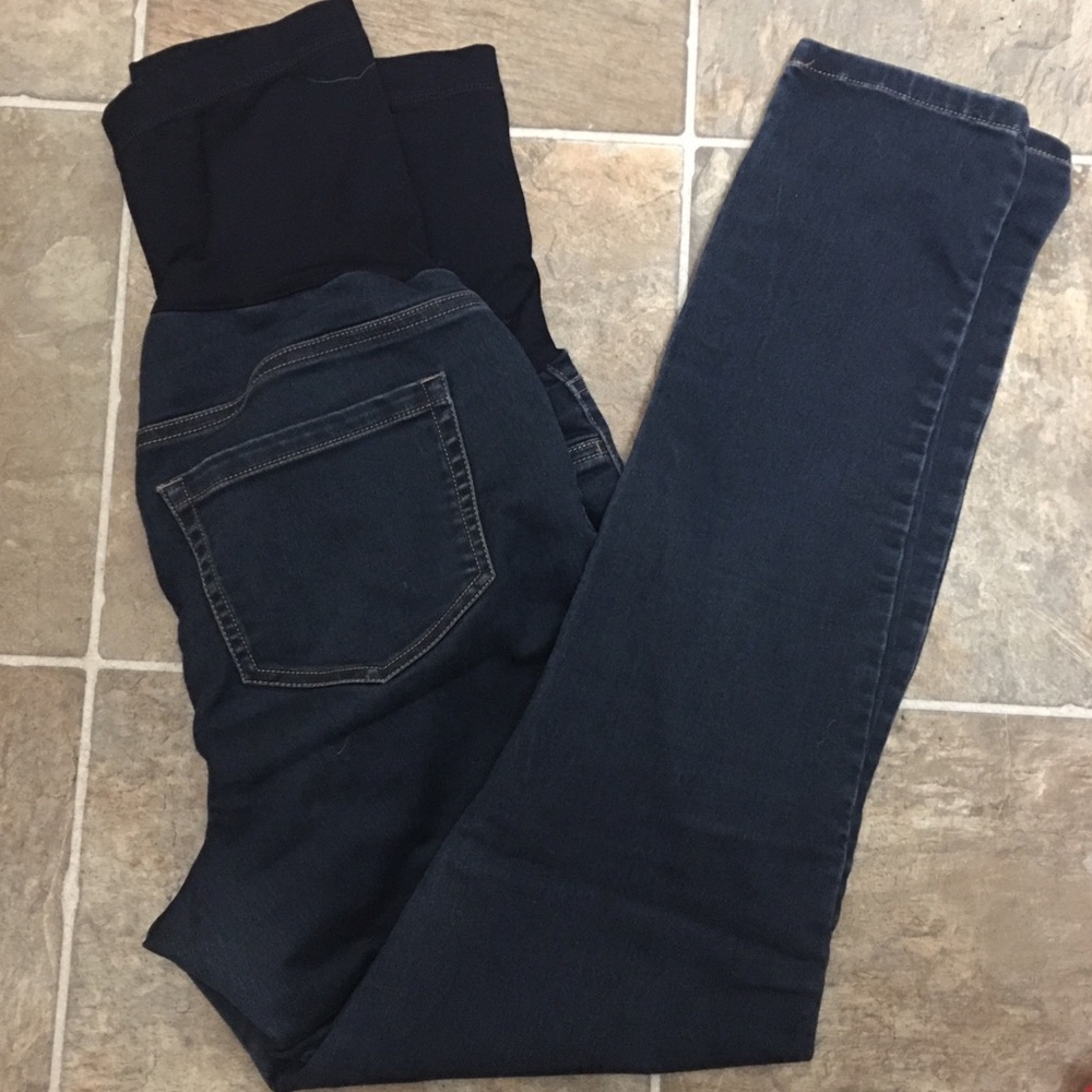Lot of two maternity jeans