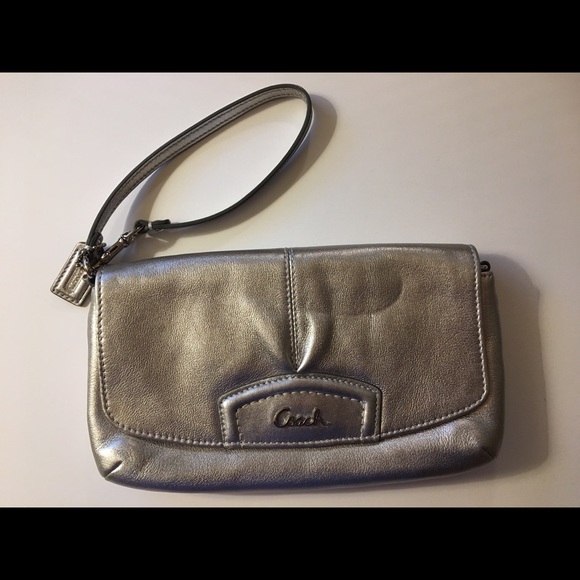 Coach LEATHER Large Flap Wristlet - Picture 1 of 5