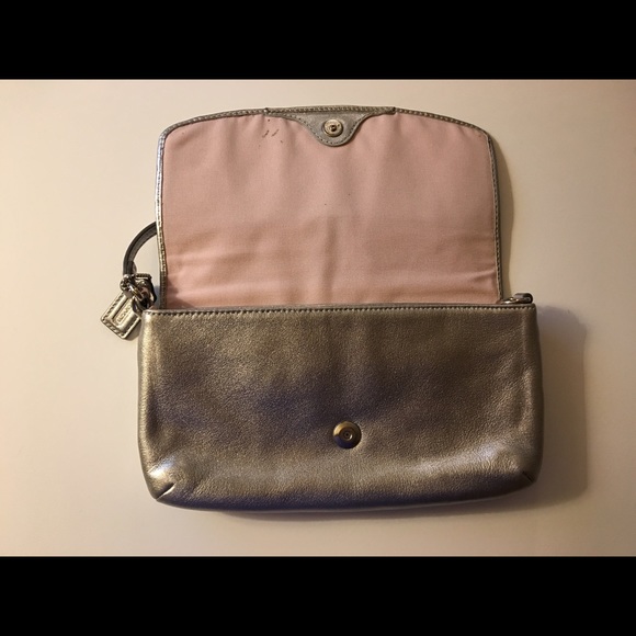 Coach LEATHER Large Flap Wristlet - Picture 2 of 5