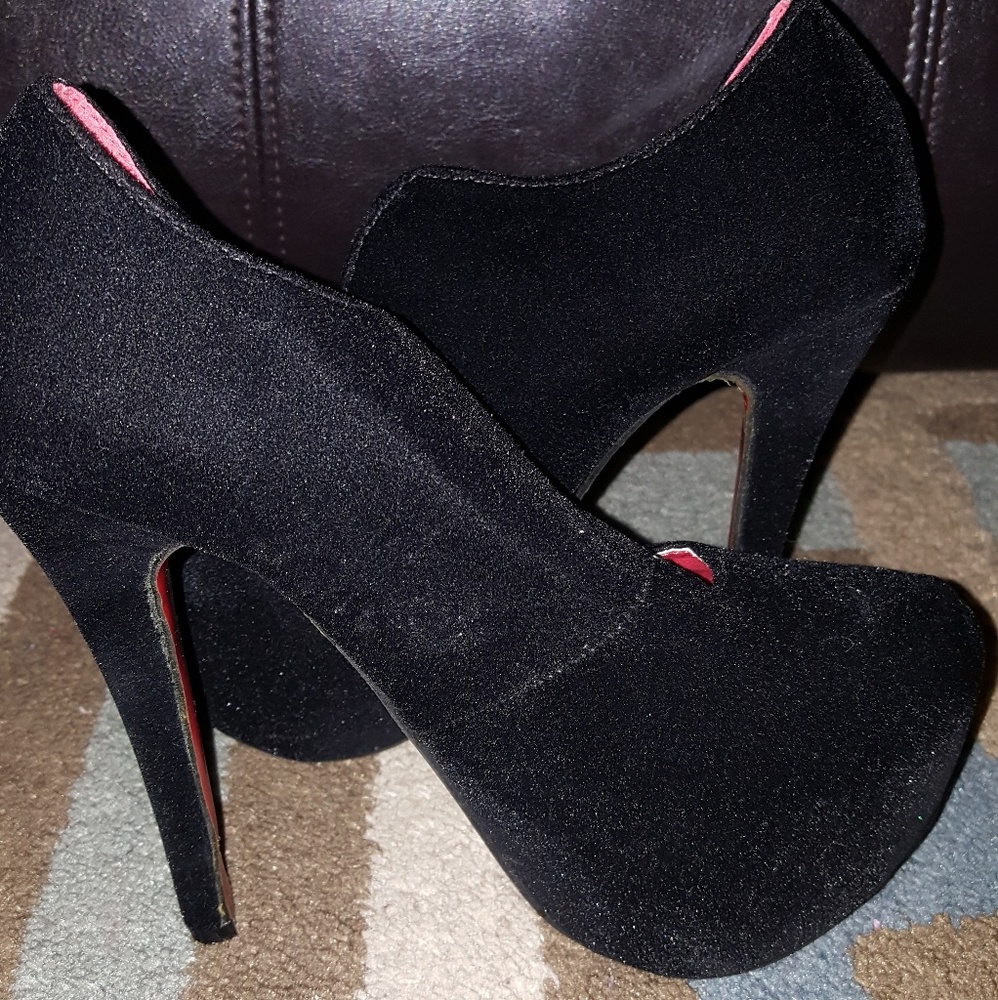🆕Brand New Heel