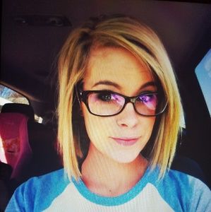 Meet your Posher, Katlyn