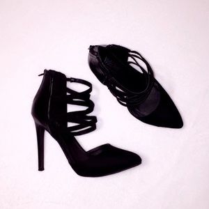 ⚡️48 HR FLASH SALE⚡️Faux suede heels