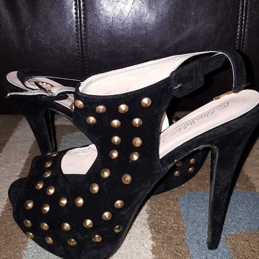 🆕Brand New Heel