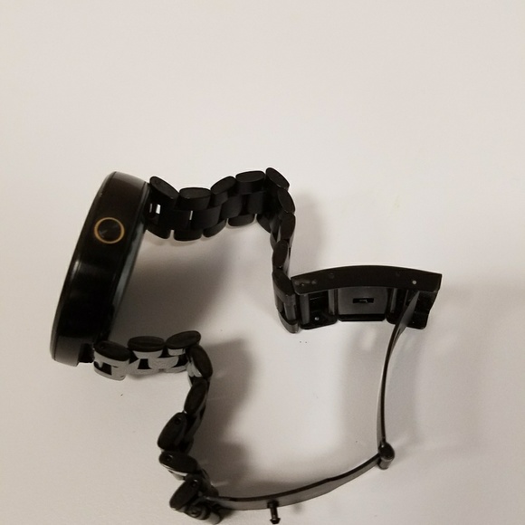 First generation Moto 360 main image 4