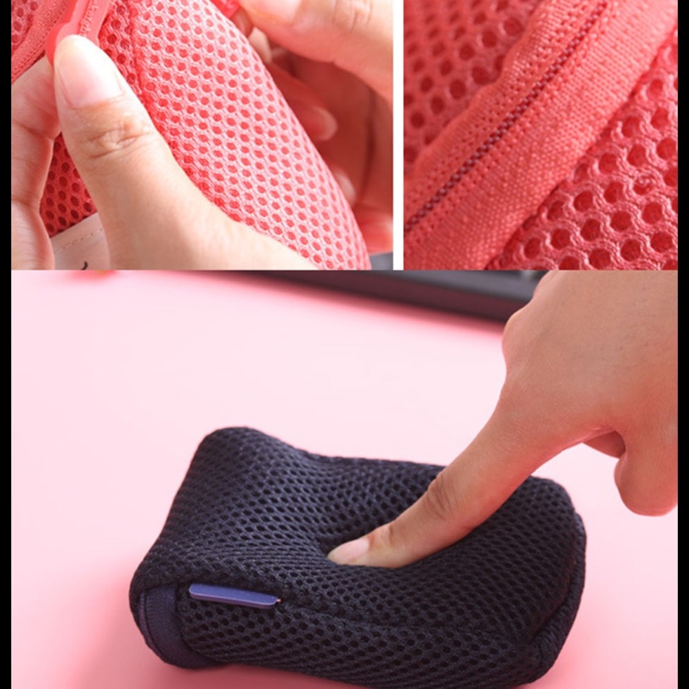 LAST ONE - NIP Wireless Mouse Pouch Protector - Picture 5 of 7