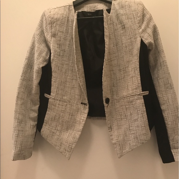 Metallic Fitted Blazer - Picture 8 of 8