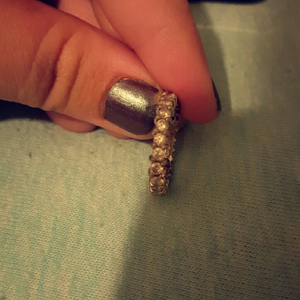 Size 7 ring - Picture 2 of 2