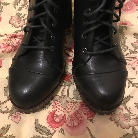 New Nordstrom REPORT Alana Chunky Heel Black Boots - Picture 5 of 5