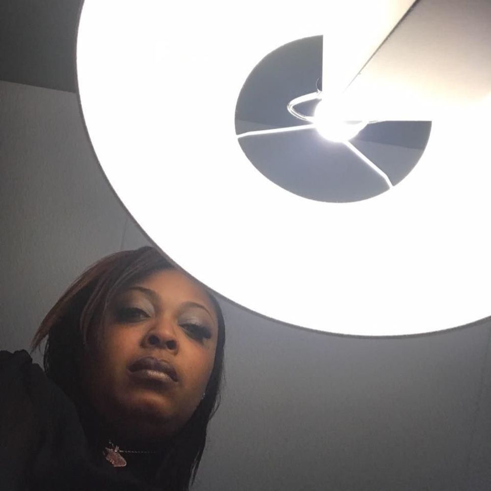 Meet your Posher, Iyana