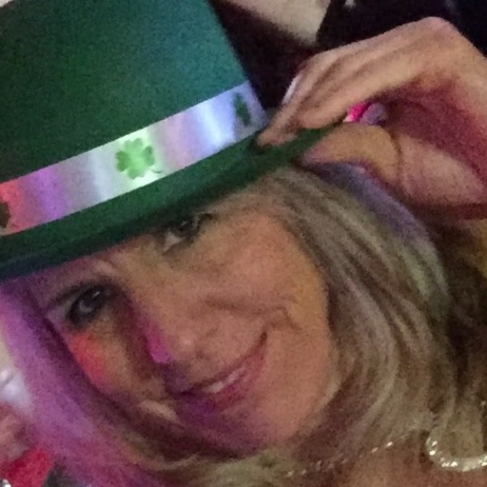 Meet your Posher, Lori