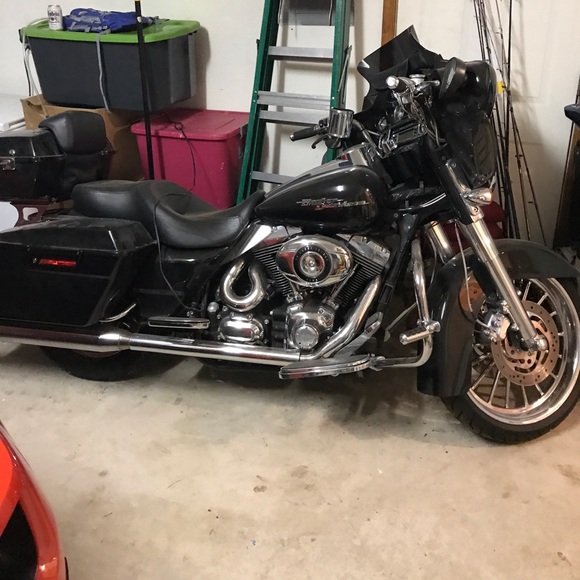 Meet your Posher, Jay - Picture 3 of 4