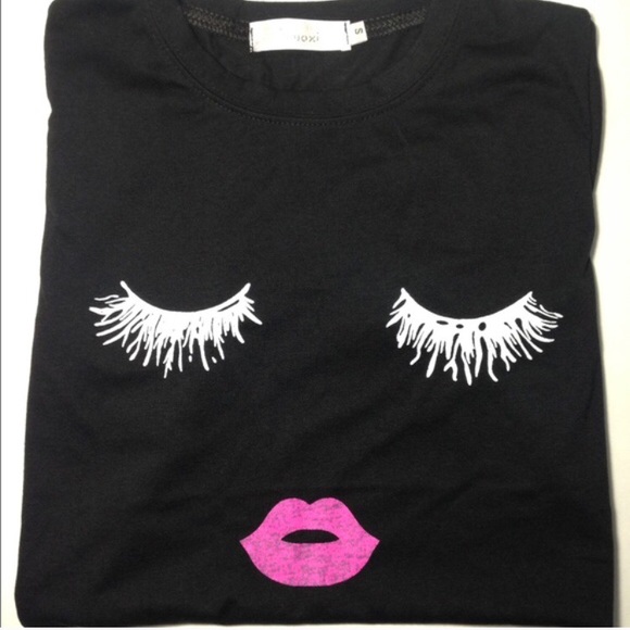 “Falsies & Pouts" shirt - Picture 2 of 2