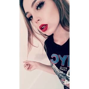 Meet your Posher, Alexandra