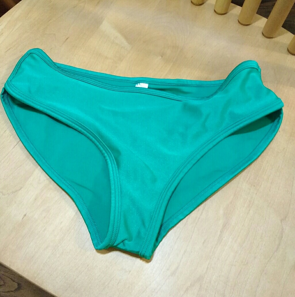 AMERICAN APPAREL green bikini bottoms