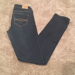 Straightleg/Skinny Abercrombie Jegging