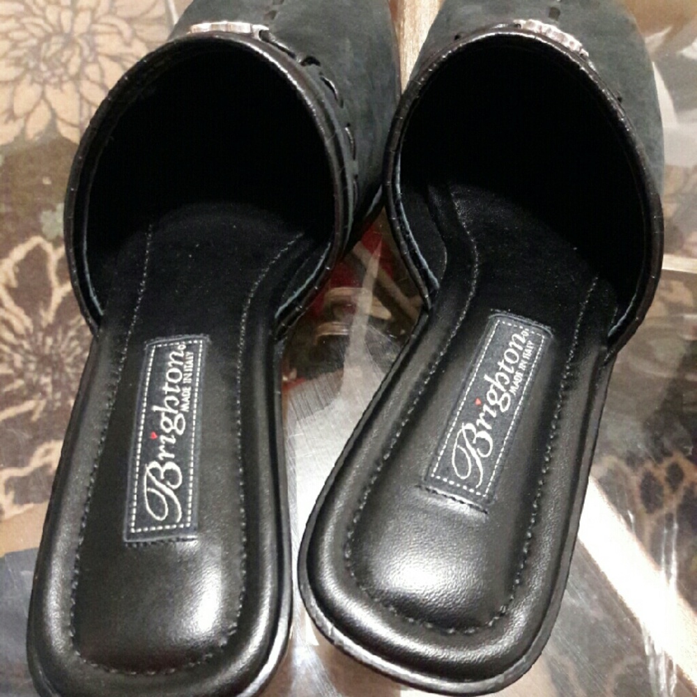 Shoes - Picture 4 of 4