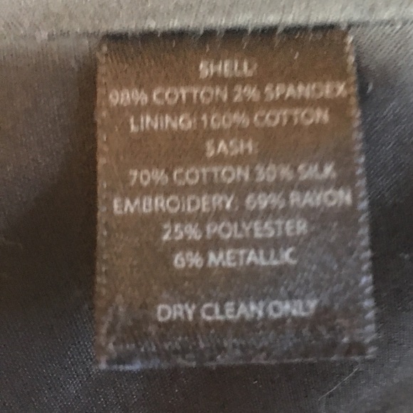 ❌SOLD❌WHITE HOUSE BLACK MARKET BLACK BUSTIER - Picture 6 of 6