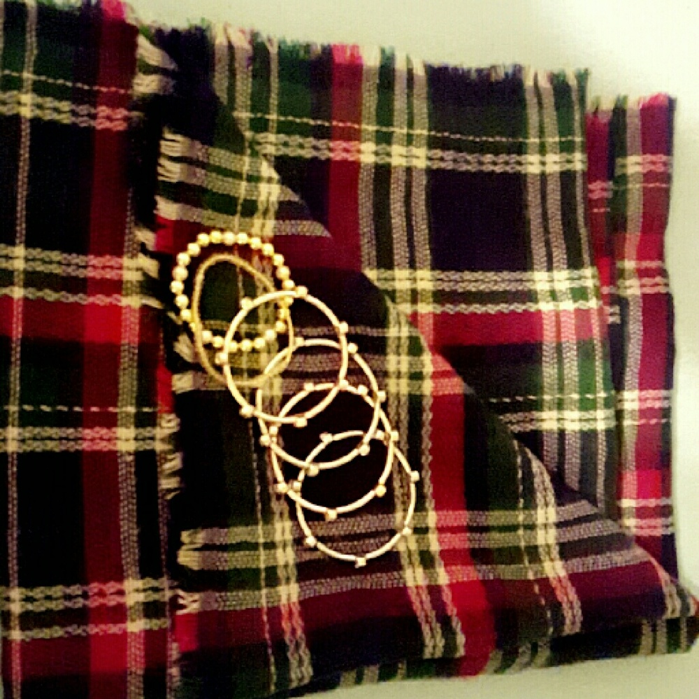 Plaid scarf