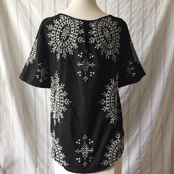 Lost April Black Peasant Embroidered Blouse Top Size Small - Picture 5 of 6