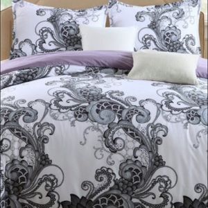 Duvet and pillow case set