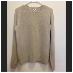 Uniqlo beige sweater