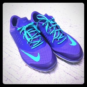 Nike Tennis Shoes