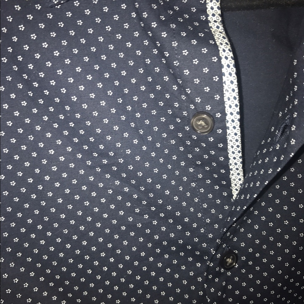 Navy blue patterned button down - Picture 3 of 4