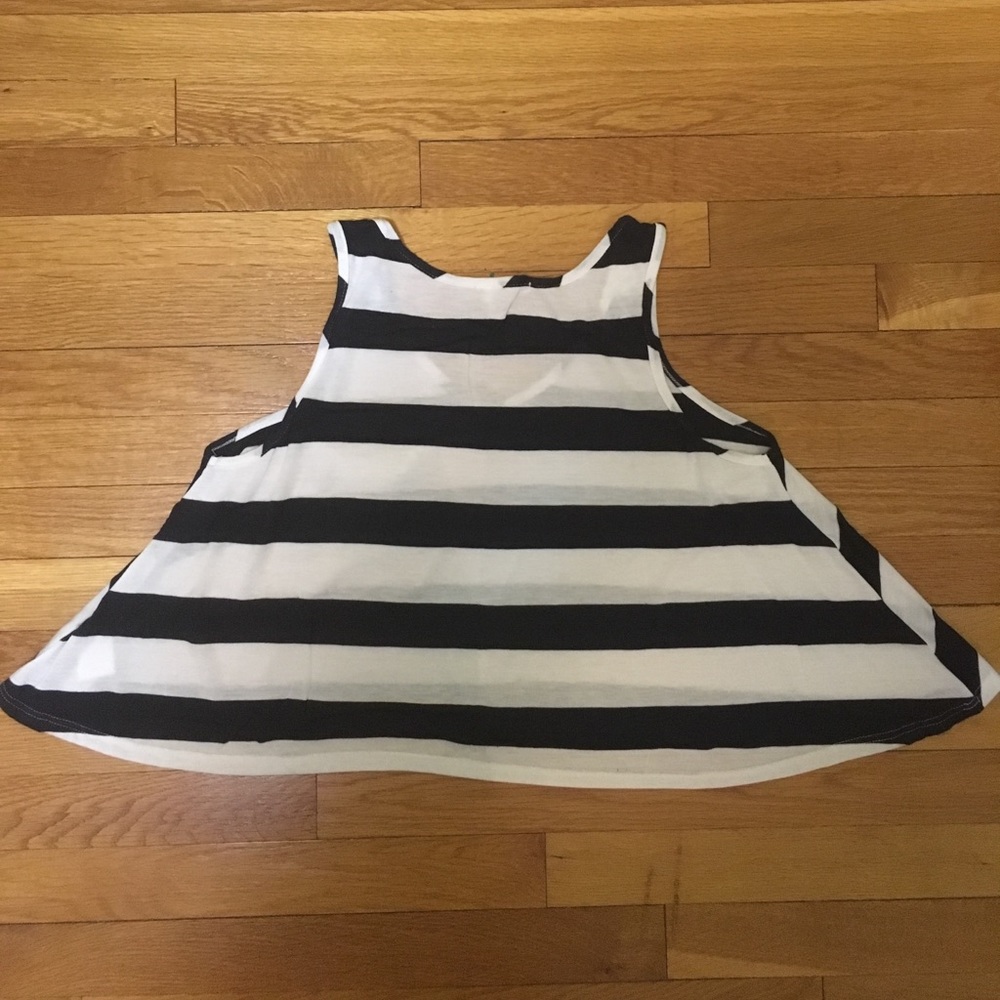 Striped Tank Top - Picture 3 of 3