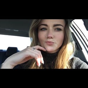 Meet your Posher, Jordyn