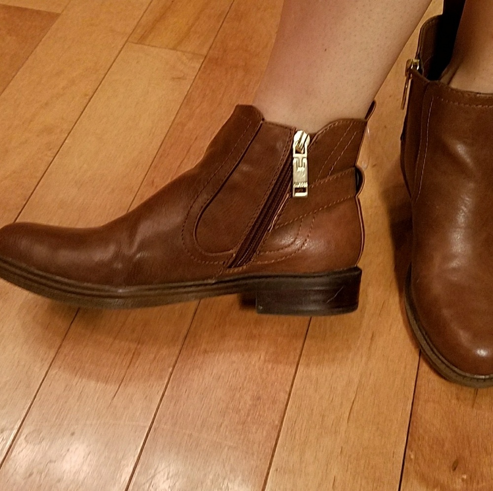 Tommy Hilfiger Leather Ankle Boots - Picture 7 of 7