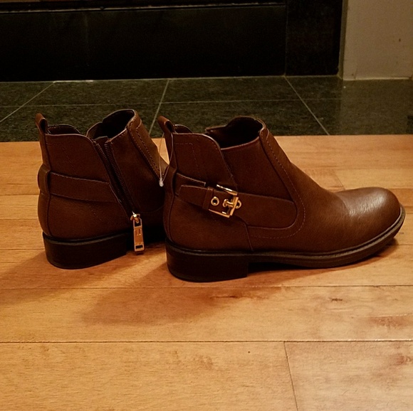 Tommy Hilfiger Leather Ankle Boots - Picture 2 of 7