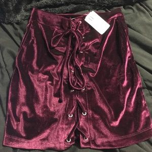 S Windsor Velvet Skirt NWT