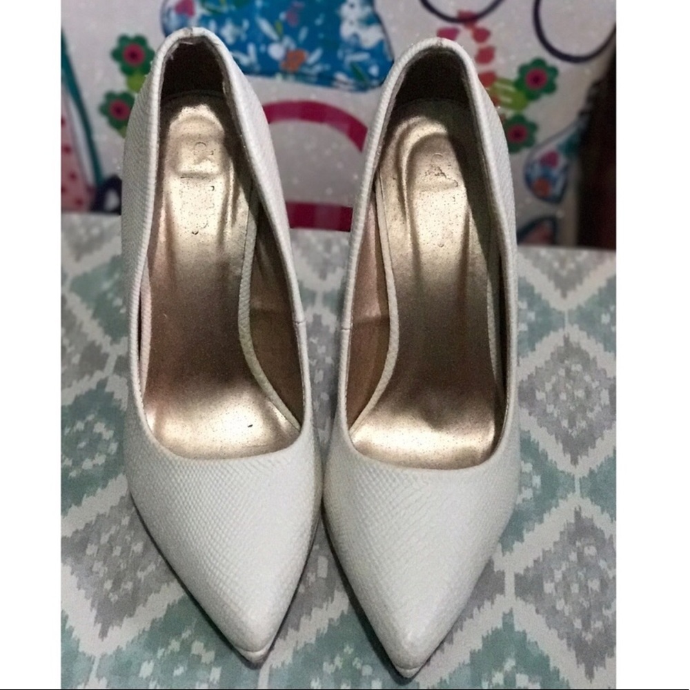 White peep toe heels