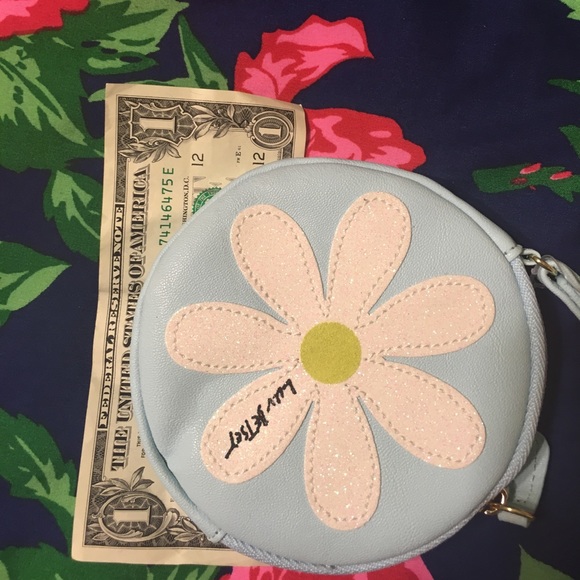 ❤️New Betsey Johnson Coin Purse❤️️ FINAL PRICE. - Picture 5 of 7