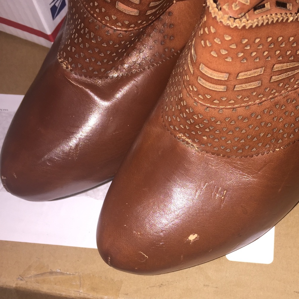 Add'l Pictures -- Luxe by Steve Madden Booties