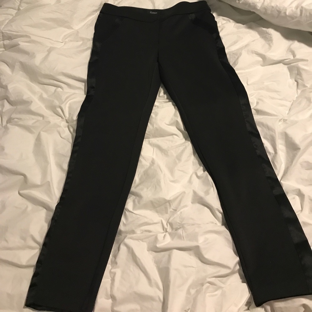 Forever 21 straight leg pants sz M