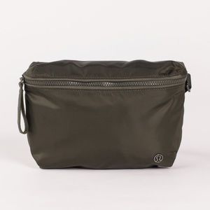Lululemon Go Lightly Belt Bag