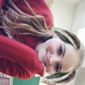 Meet your Posher, Alaina