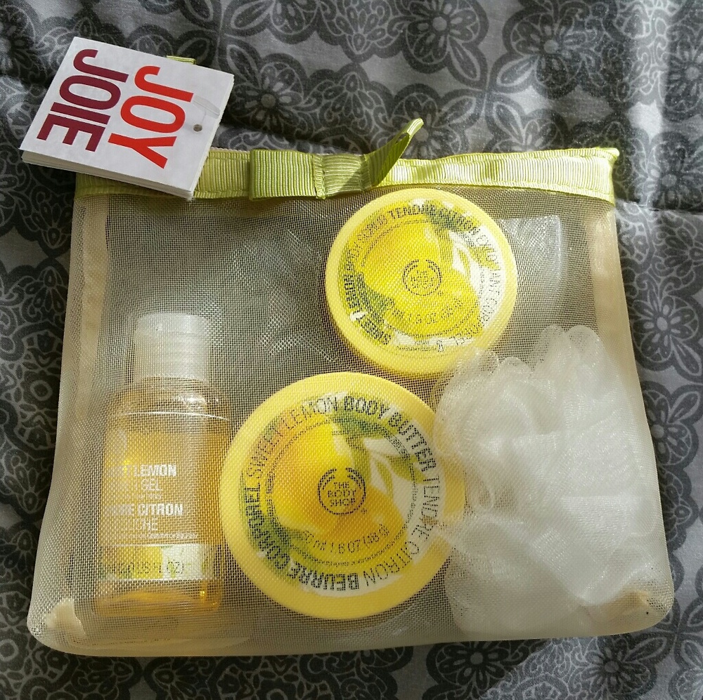 Sweet lemon scent shower kit