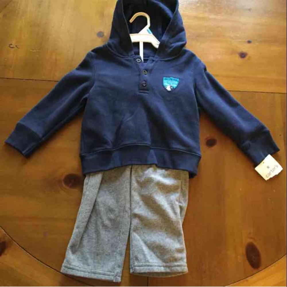 Nwt Carter's 24 month outfit