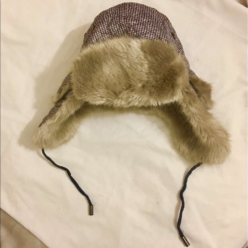 Tommy Hilfiger trapper hat