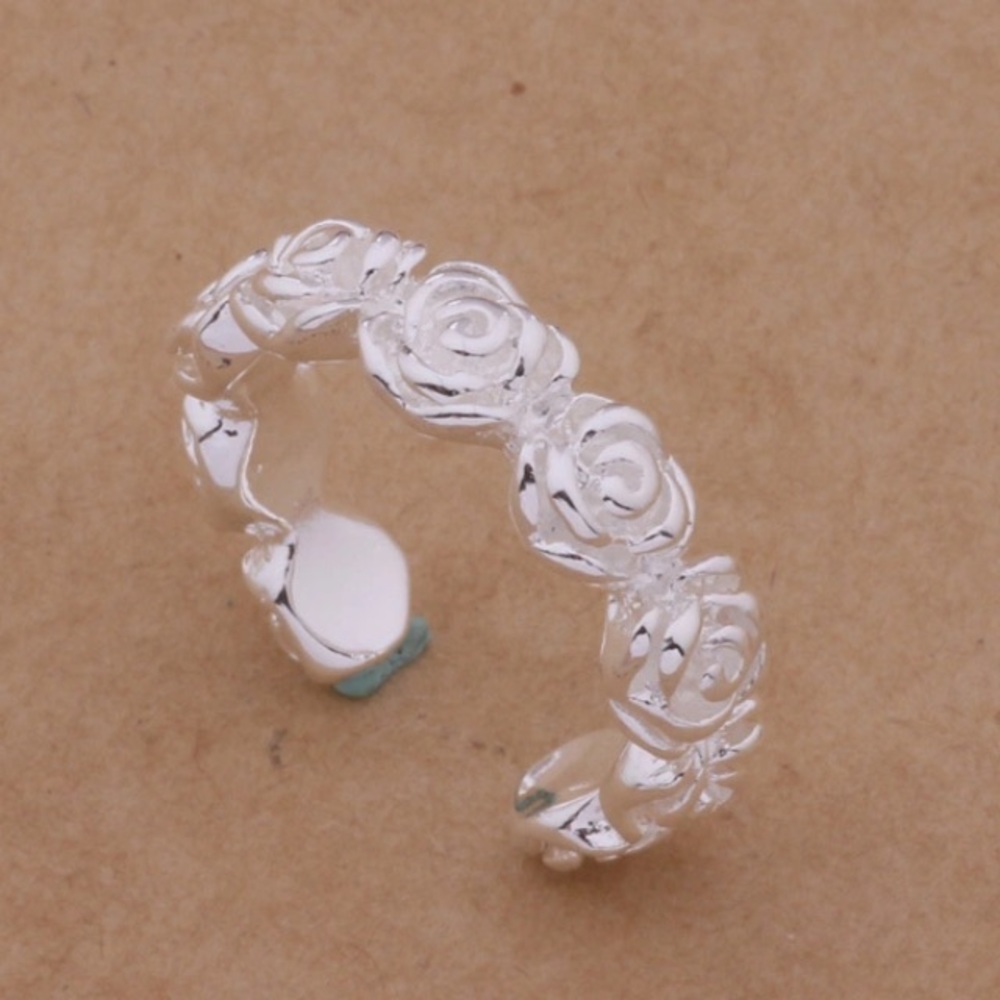 NWT STERLING SILVER FLOWER BAND